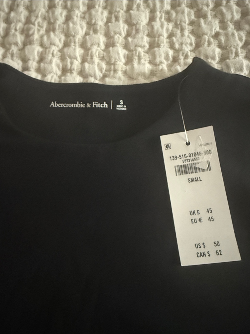 Abercrombie & Fitch Black Long-Sleeve Crew Bodysuit - Picture 2 of 3